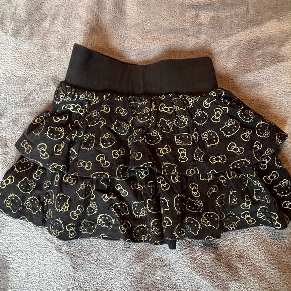 Hello Kitty - girl’s hoodie and skirt. 2 piece bundle - Picture 7 of 13